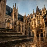 Palais de justice de Rouen histoire, façade gothique flamboyante et cour d’honneur